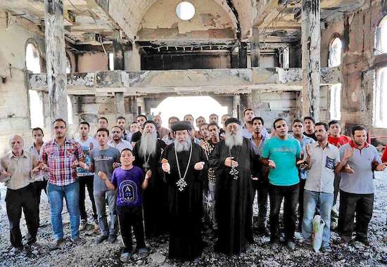 Cristãos coptas no Egito: comunidade milenar sofre com discriminação e incêndio de igrejas 